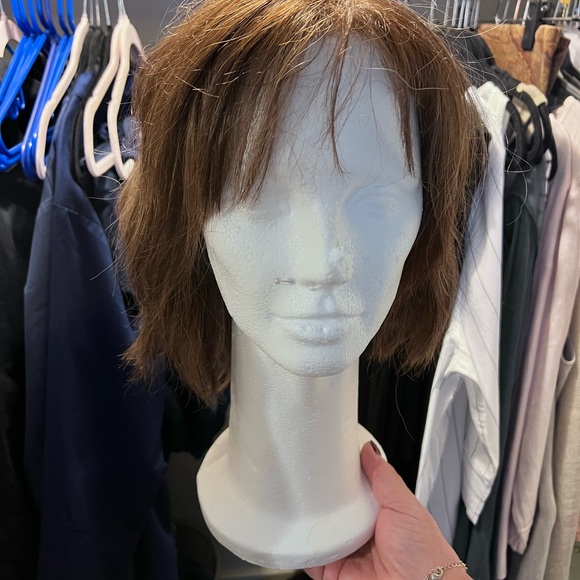 Wig - Picture 2 of 6